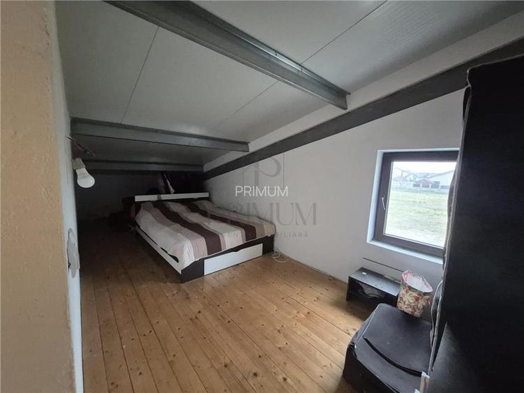 Hala / Spatiu de depozitare - cu birou și dormitor - curte generoasa  - zon - 3