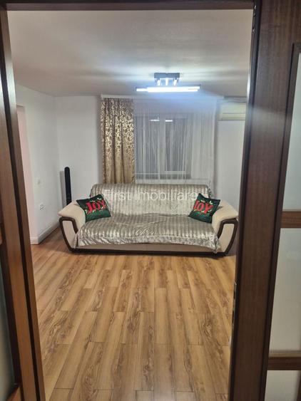Ofer spre inchiriere casa individuala,renovata,3 camere - 19