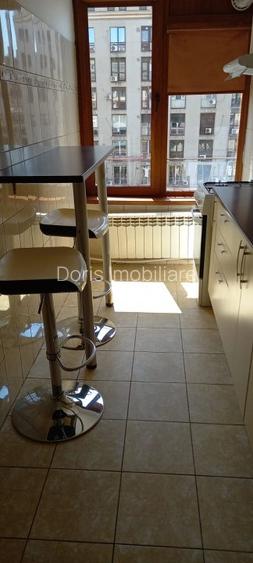 APARTAMENT 2 CAMERE PIATA ROMANA LINGA METROU - 50