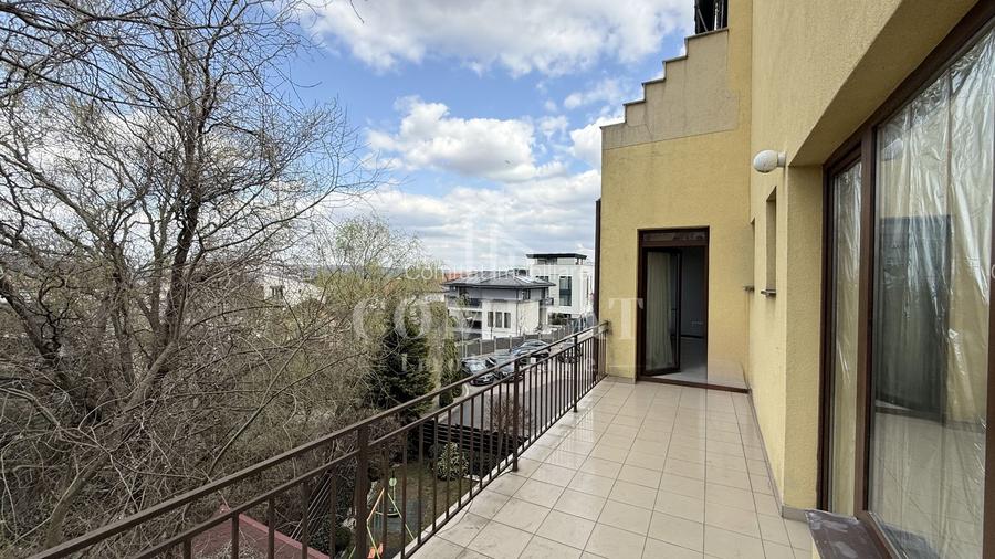 Apartament decomandat | Andrei Mureșanu | zona veche a cartierului - 12