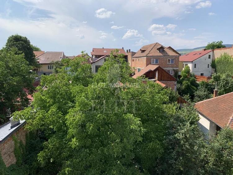 Apartament 3 camere în zona STRAZII HOREA - 7