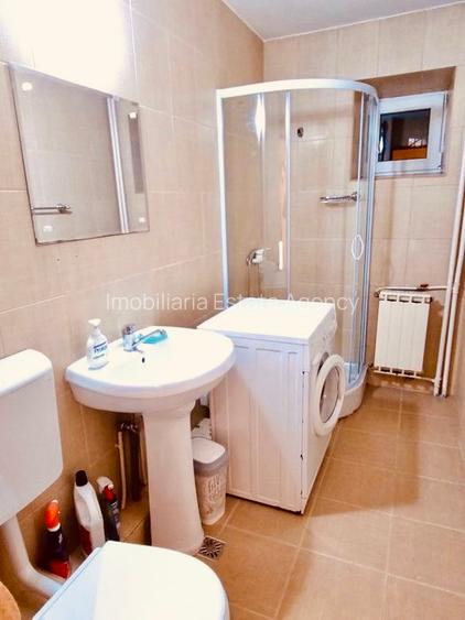 Garsoniera Mall Vitan, 10 minute de metrou, mobilată si utilată complet, libera - 5