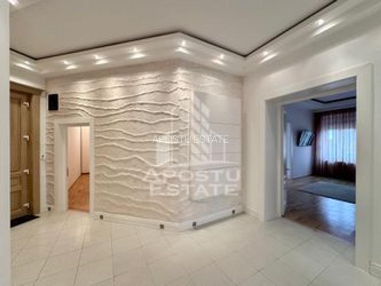 Apartament cu 3 camere, zona Semi-Centrala, Tavan Inalt - 8