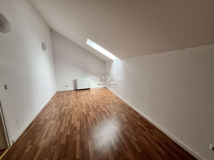 VILA CU 5 CAMERE LA INCHIRIERE PE MALUL LACULUI STRAULESTI - 16