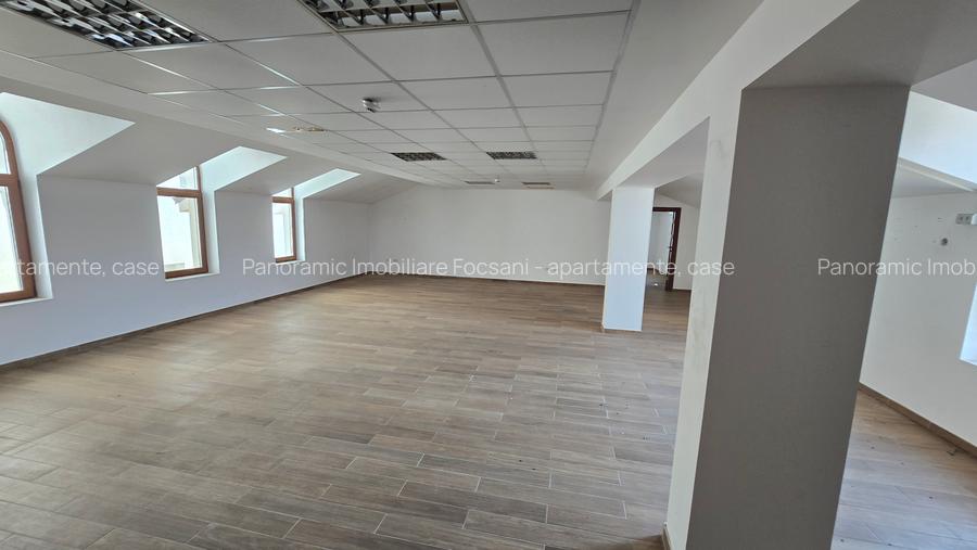 Cladire speciala de VANZARE  sau de INCHIRIAT  ultracentral Focsani - 40