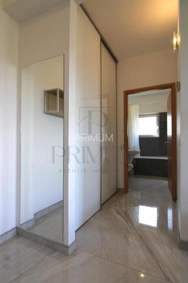 Aradului - 2 Camere - Etaj 2 cu LIFT - Centrala proprie - Loc de parcare - 4