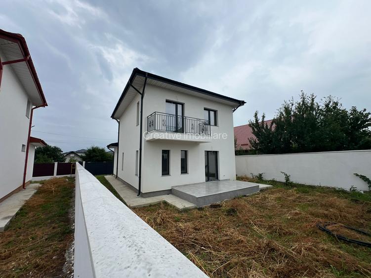 Vilă superbă - finisaje lux, teren generos, lângă stația de autobuz, comision 0% - 4