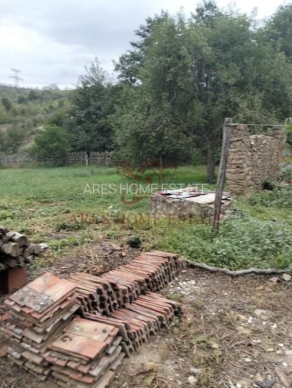 Casa spatioasa | 1500 mp teren - Ticvaniu Mare CS - 8