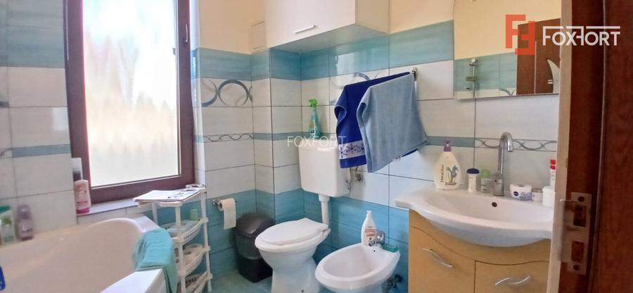 Casa individuala cu 5 camere Parter + Etaj in Ronat - 10