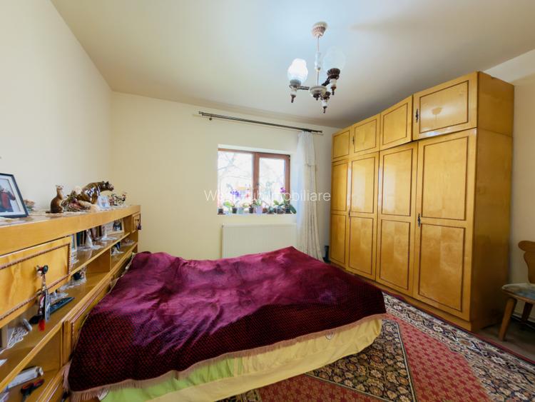 Casa individuala 2 camere, 933mp teren in Utvin - 3