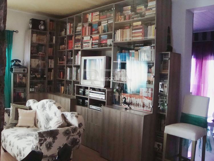 Vila superba 2012, P+1+M, 10+ camere, posibilitate business gradinita sau centru - 43
