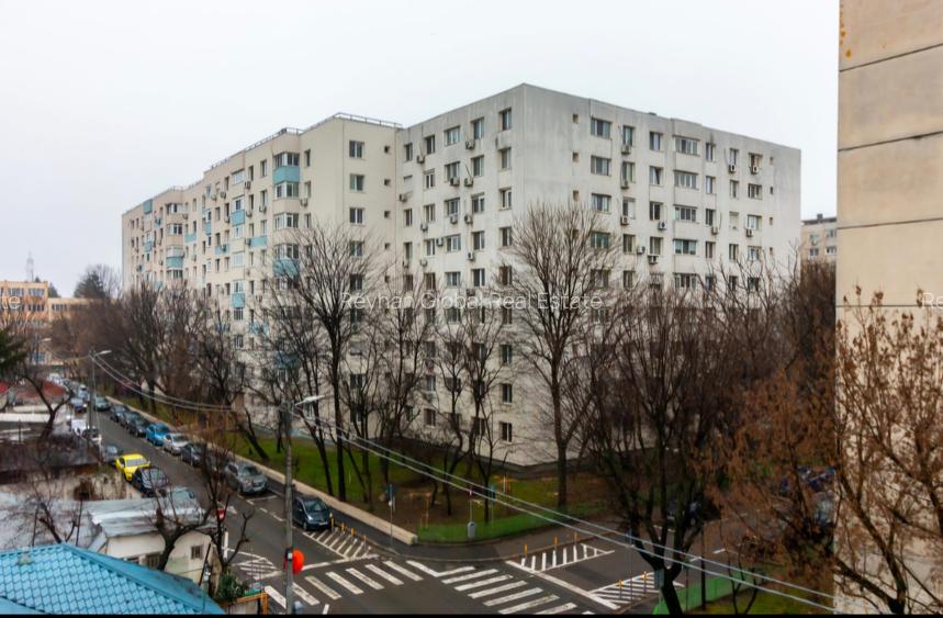 Apartament 3 camere Berceni metrou parcare centrala proprie - 2