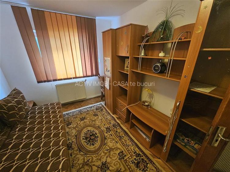 Resita, 3 Cam. Dec., Mobila+Utilat, Parter Inalt, Micro 4 - 27