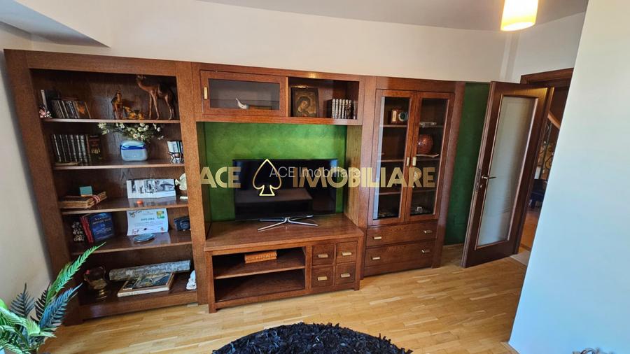 4 Camere de inchiriat | Penthouse | Unirii | Metrou | Petfriendly - 12