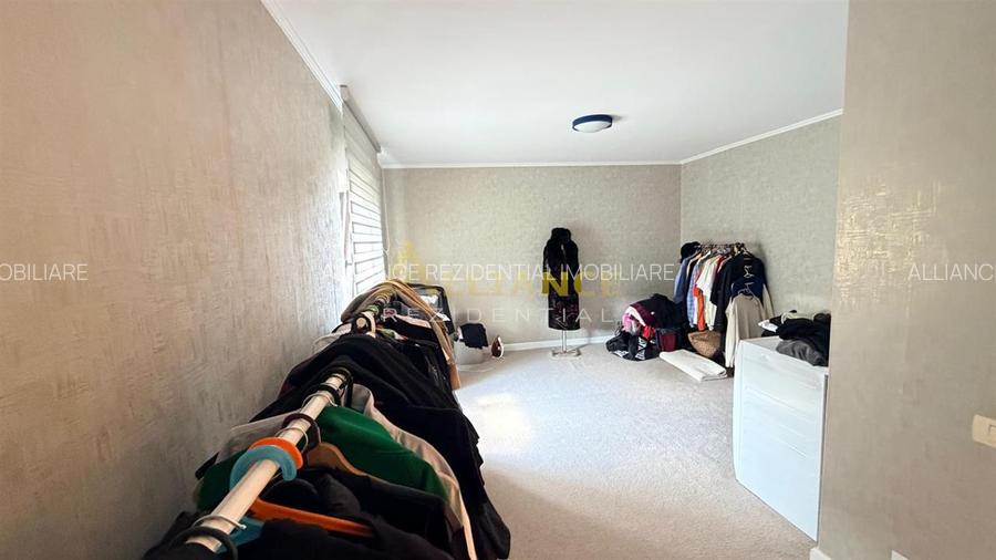 Vila spatioasa cu 9 camere, foisor, magazie, curte amenajata complet - 15