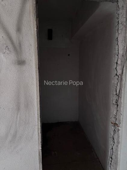 Vand ap zona bd unirii lucian blaga alba iulia, 3 cam, 2 bai, 2 debarale, 90mp - 8