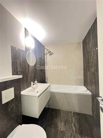Apartament cu 3 camere Republicii Canal 7 - 8