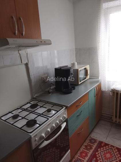 Inchiriez apartament 2 camere - 10