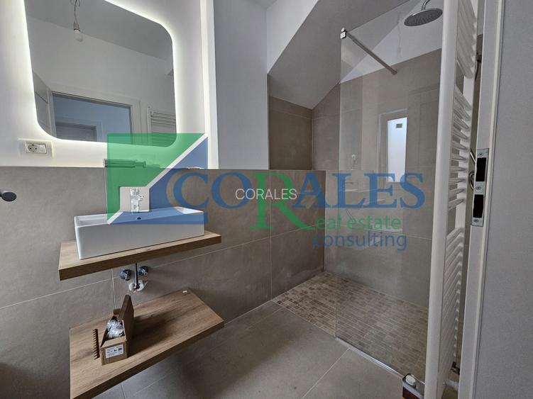 Despartit prin casa scarii! Zona buna! Asfalt! Toate utilitatile! - 8