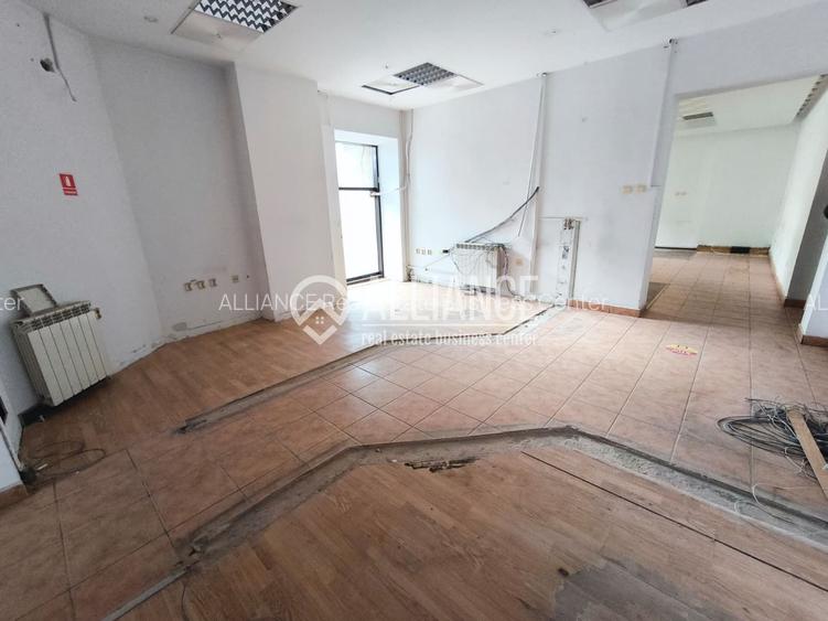 CENTRU Bdul Tomis spatiu comercial cu vitrina stradala! - 4