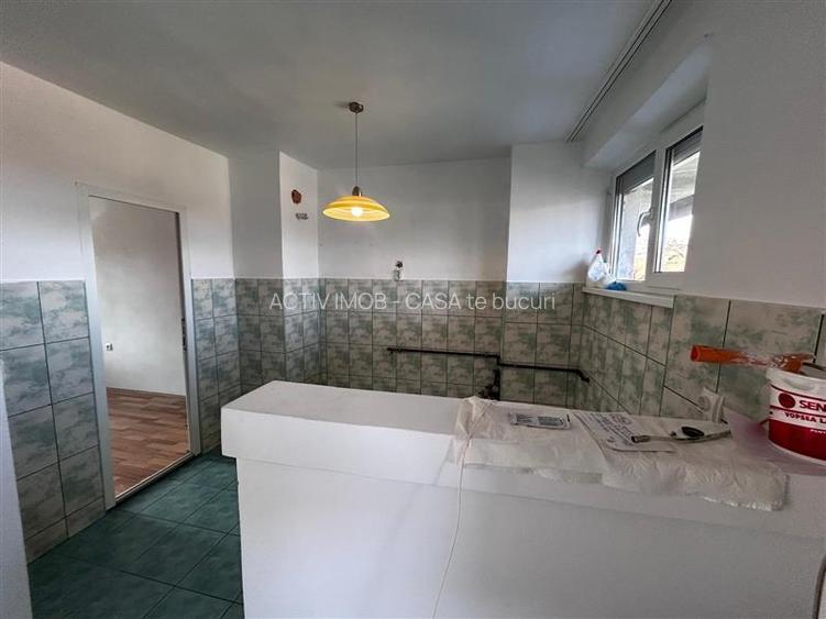Resita, 2 Cam., Decom.Mobilat, Utilat - 8