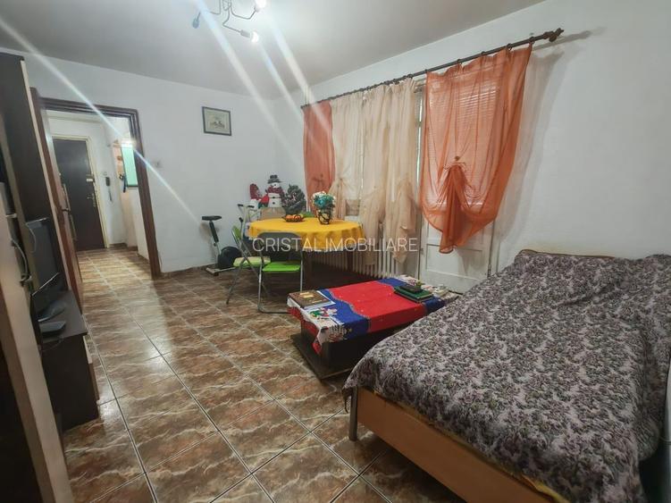 Apartament 3 camere, Brancoveanu, zona Covasna. Loc parcare. - 5