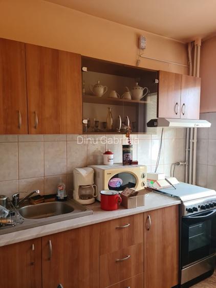 Vând apartament două camere  - 9