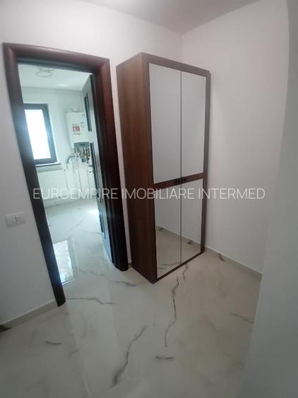 Apartament 2 camere de vanzare zona Tomis 1 - 7