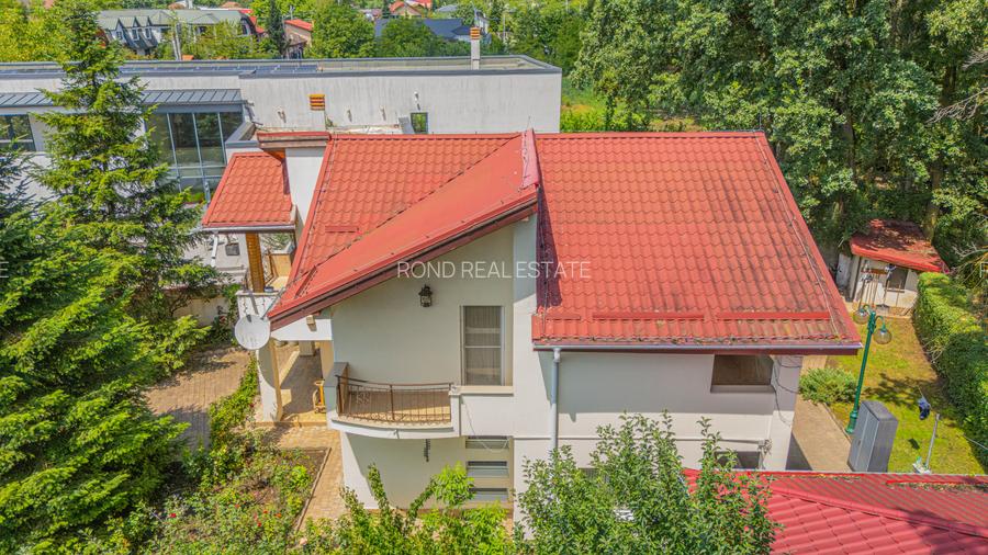 Vilă P+1 cu casă de oaspeți, la marginea pădurii, disponibila imediat - 4