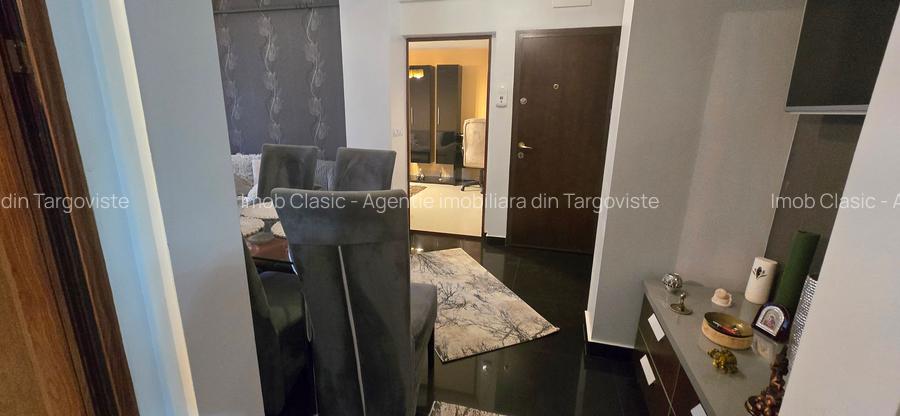 Etaj2, zona Spitalului județean,  micro 6 Târgoviște, vânzare apartament 2camere - 13