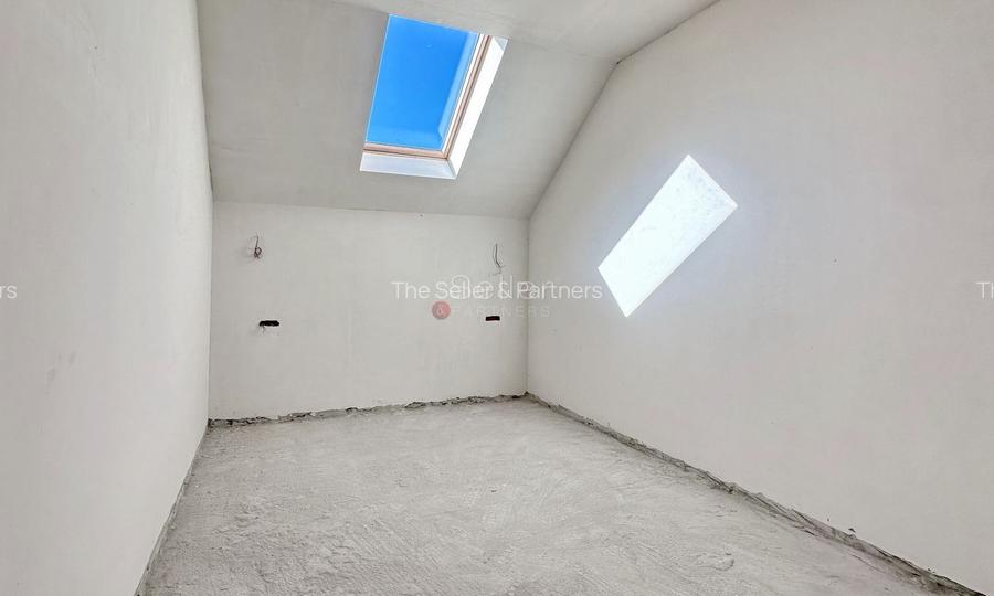 Imobil compus din 8 unitati locative - 13