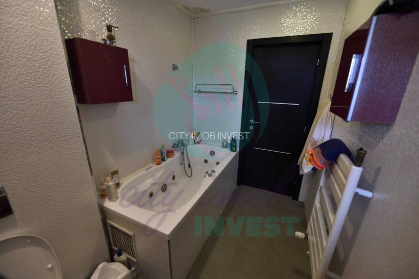 "Acasa" in Vatra Luminoasa - 13