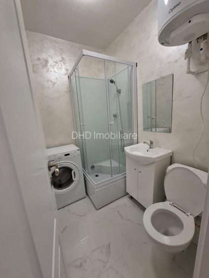 Camera de camin cu baie proprie,etaj 2,zona Bularga,totul nou - 7