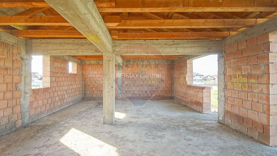 Casă / Vilă cu 6 camere de vânzare, Sânpetru - 8