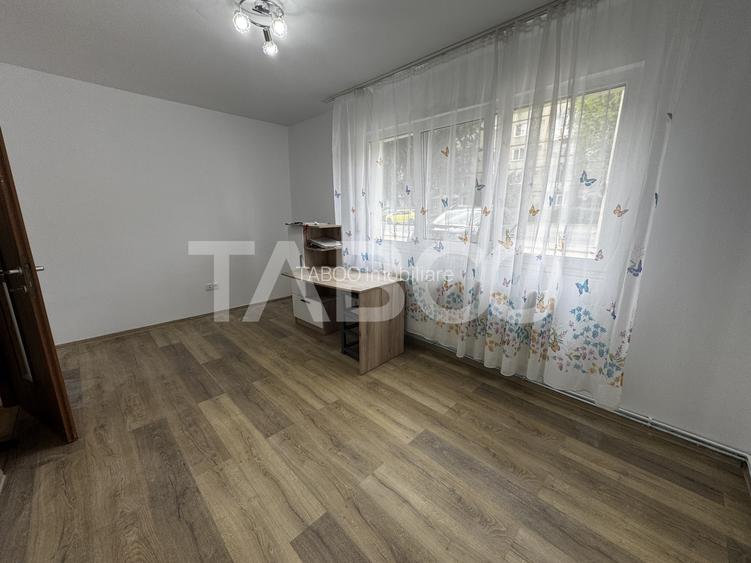 COMISION 0-Apartament renovat complet 3 camere balcon Rahovei Sibiu - 2