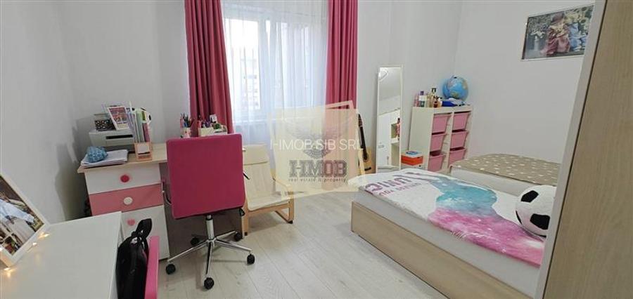 Apartament cu 3 camere balcon si loc de parcare in Kogalniceanu - 6