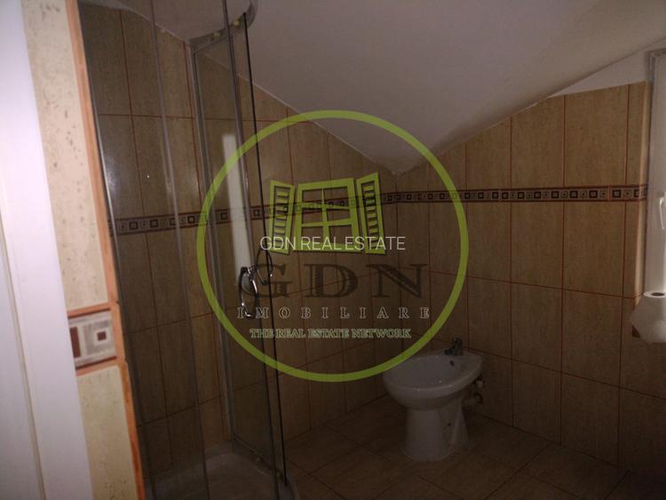 Casa de vanzare 6 camere, 4 dormitoare, 2 bai, localitatea Azuga - 19