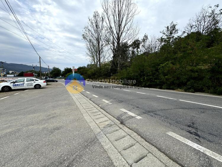 Teren Piatra Neamt , la strada 70 m lineari deschidere - 4