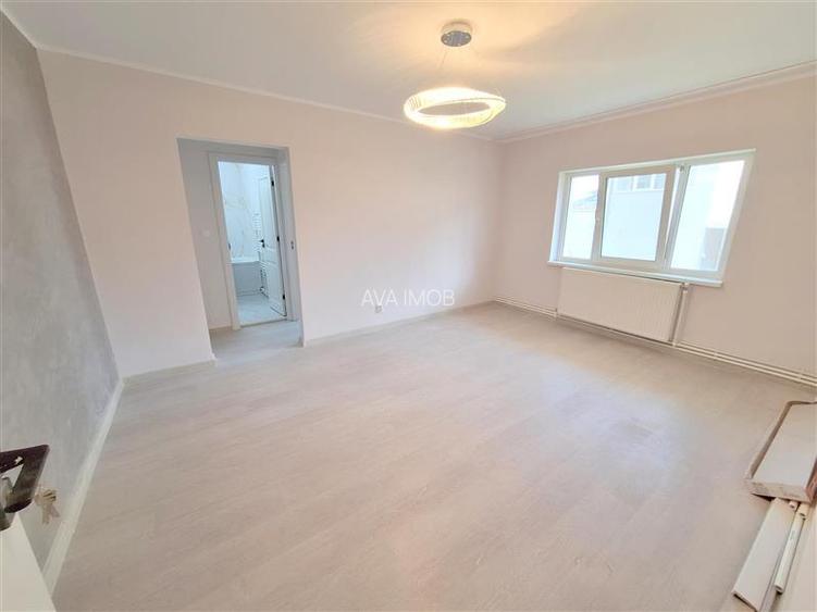 Apartament 2 camere, Renovat complet, zona Cora Bacau - 5