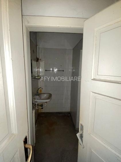 De Vanzare Vila Interbelica, 8-10 Camere, Romana - Zodiac - 17