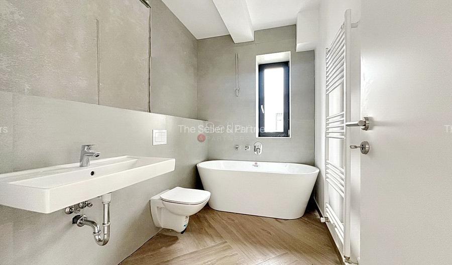 Suprafete Vitrate Mari - 10