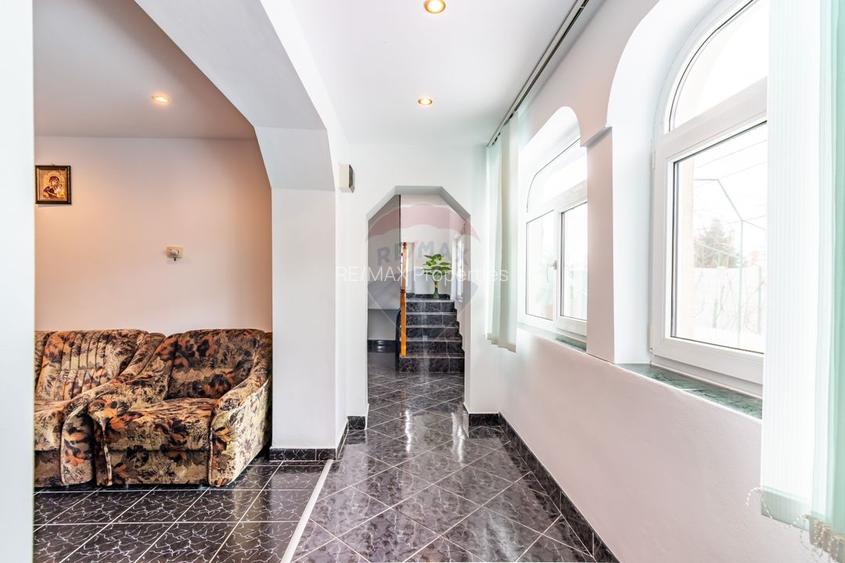 Casă / Vilă de vânzare Picior de Munte, Dambovita - 16