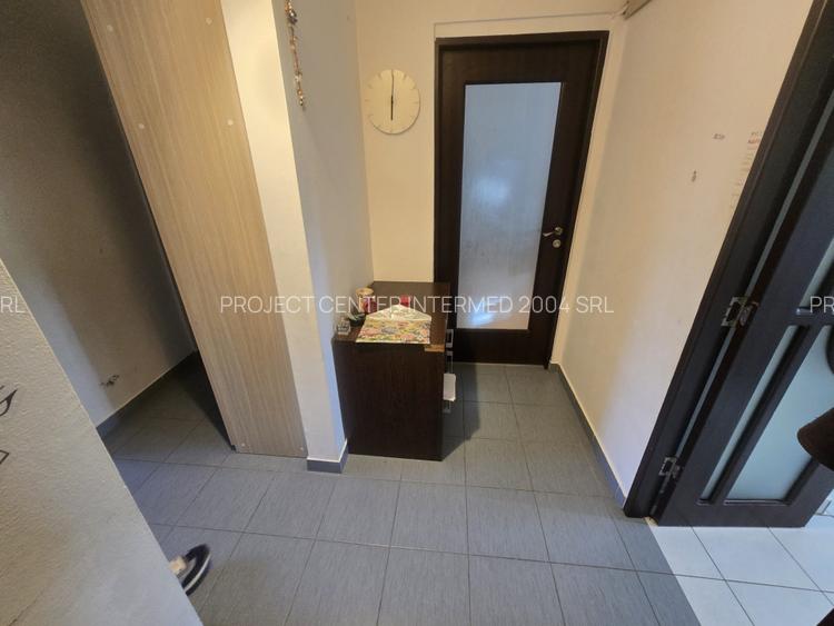 Apartament 3 camere Exercitiu - confort 1 decomandat, etaj 2 - 5