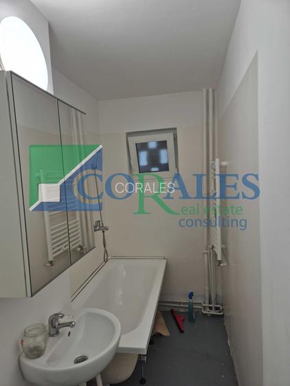 Circumvalatiunii - Dacia. 2 camere. Parter inalt. - 6