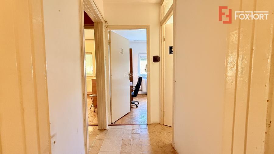 COMISION 0% Apartament cu 3 camere decomandat, Aradului - bloc izolat - 11