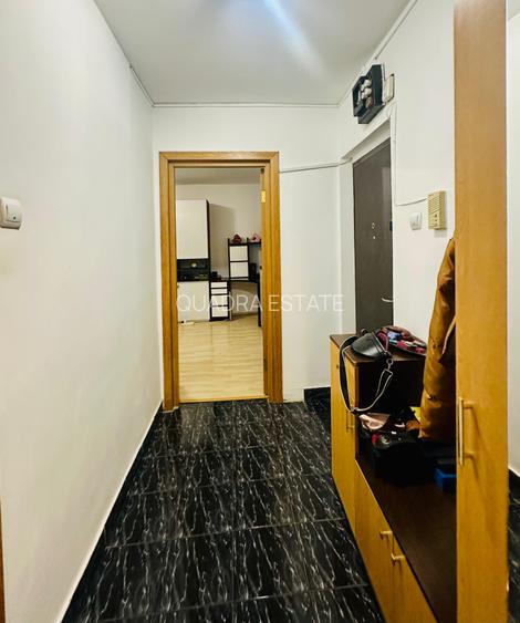 Apartament de vanzare -  3 camere  Dristor - Aleea Scolarilor - 14