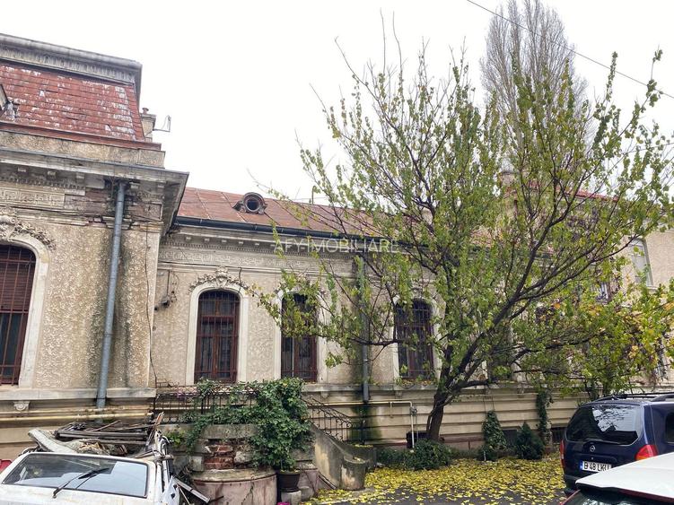 De Vanzare Vila Interbelica, 8-10 Camere, Romana - Zodiac - 35