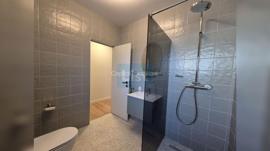 Casa superba la cheie, strada privata, central Dezmir. - 36
