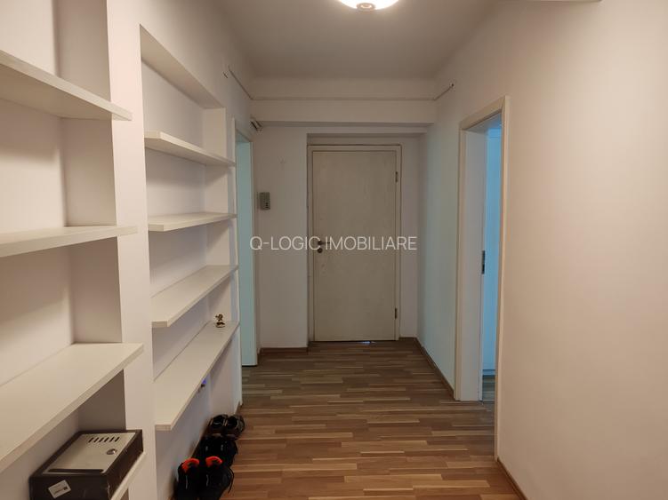 Apartament 3 camere liber la vanzare zona Colinei - 18