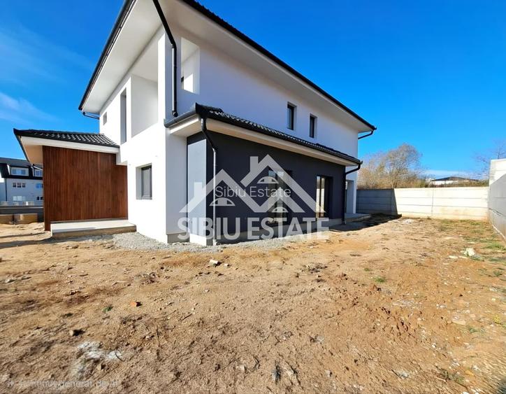 Casa individuala de lux, cu garaj, Selimbar, Sibiu - 4